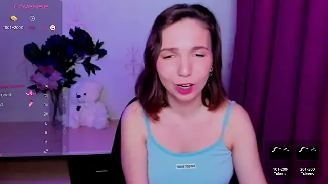 KindHazelHere_ webcam