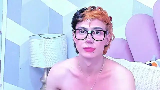 KylieMonnett webcam