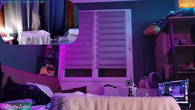 MissSluttyLeeloo webcam