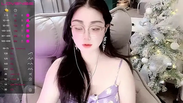 Monica-666888- webcam