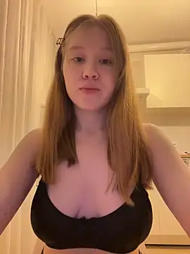 Eva_Weyne webcam