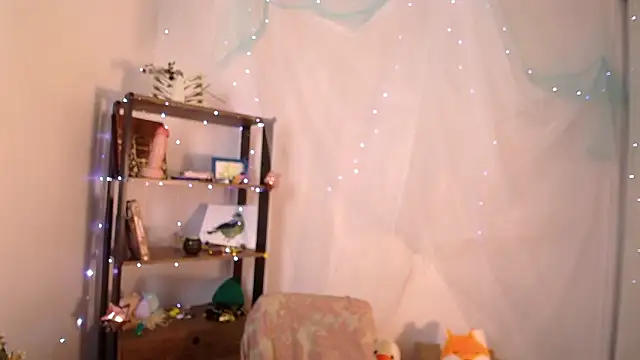 Elise_Nyx webcam