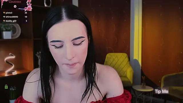 alia_skay webcam