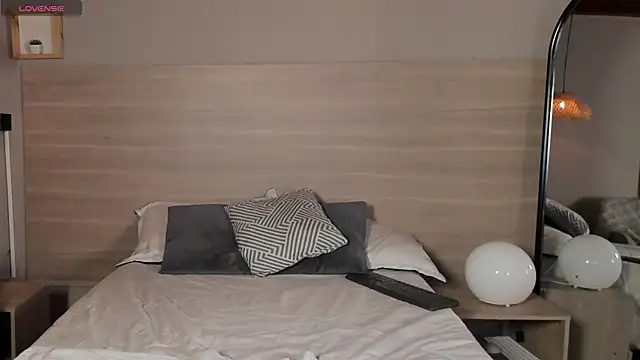 nayah__ webcam