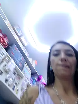 LunaZambrano webcam