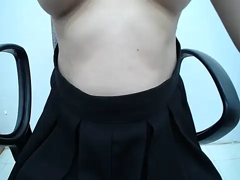 _Lady- webcam