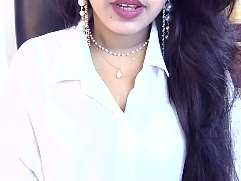 Noor_Zarin webcam