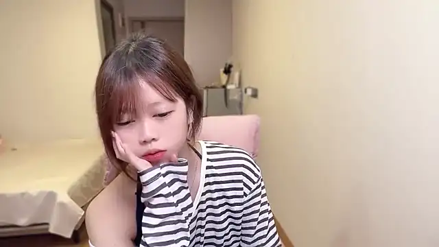 美女xiaobaozi-520在线直播