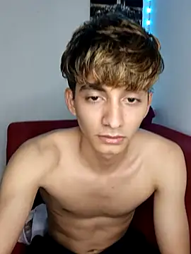 andy_kein (M young) - Show cum now.While watching porn