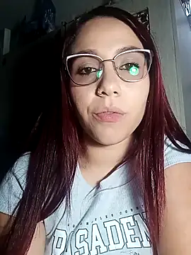 Dayan_white7 webcam