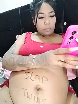 emma_purple_ webcam