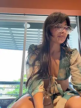 Jade_Zephyra webcam