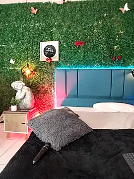 Kiaraa88 webcam
