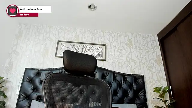 lander_cruz - Lander_Cruz's free webcam - UK Sex Cams