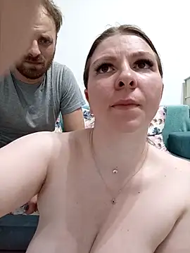 Aliceandmario webcam