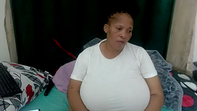 CaramelMelons78 webcam