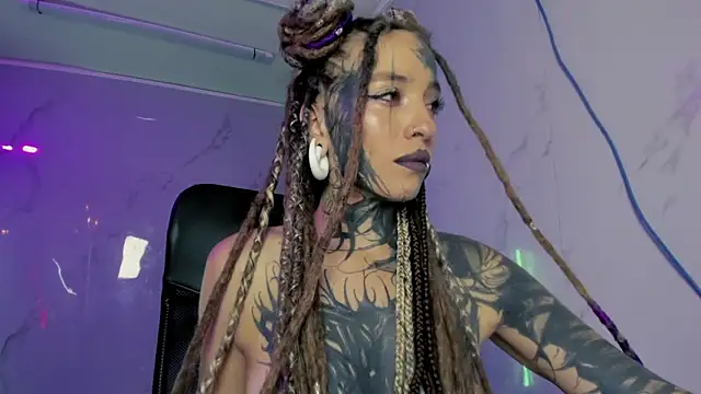 Lucy_Doll8 webcam