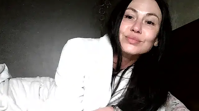 JulianaGold1 webcam