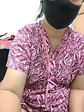 HeartlessGirl webcam