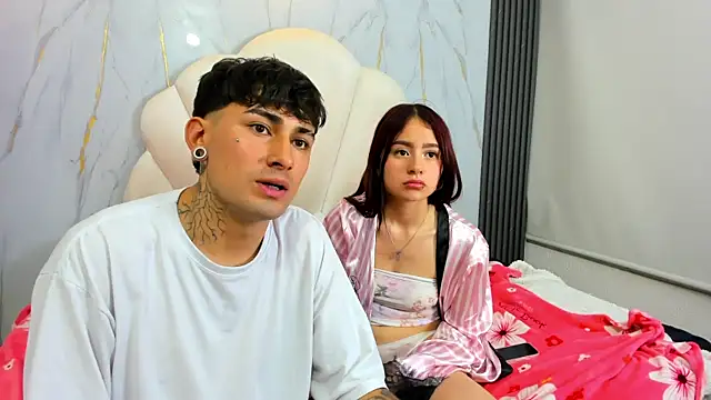 Kenji_n_Rousse webcam