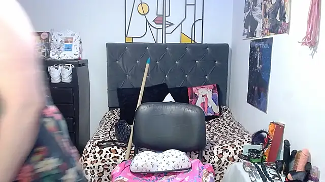 emperabigbootybigass webcam