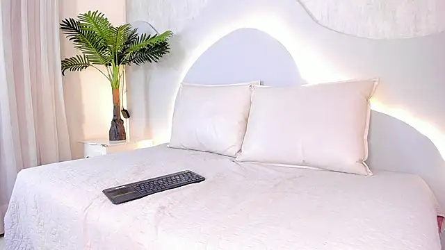 CannelaSmith webcam