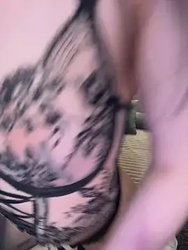 Luxuryy_baby live sex cam