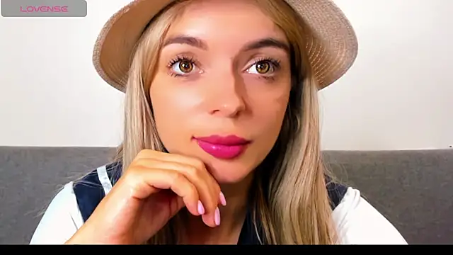 _ellen_meow_ webcam