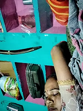 Pooja750 webcam