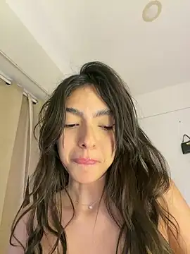 ZaraLuuv webcam