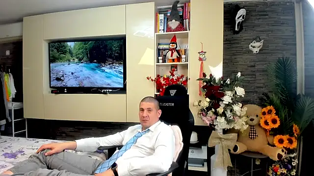 SpartacusDaddy48 webcam