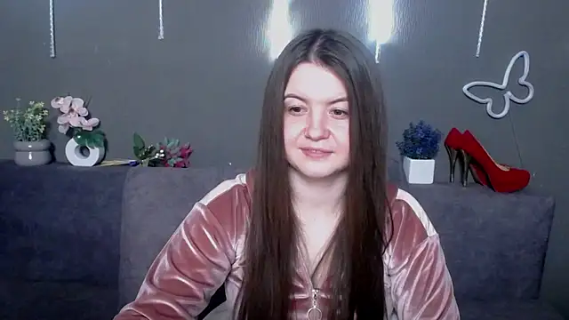 MavkaCute webcam