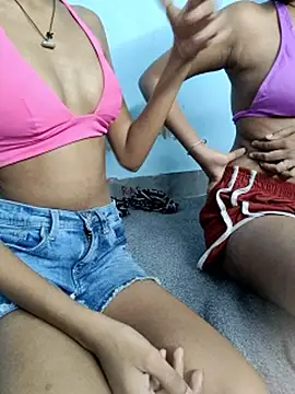 Virgin_Girlss webcam