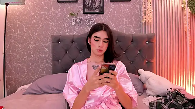 lana_gill1 webcam
