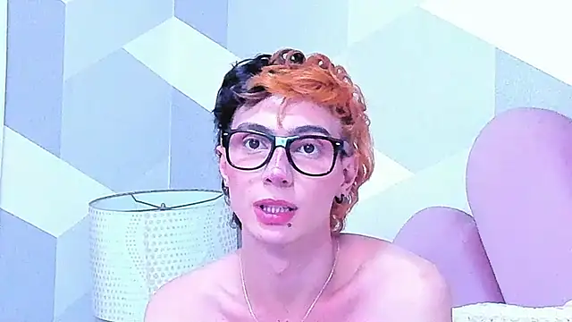 KylieMonnett webcam
