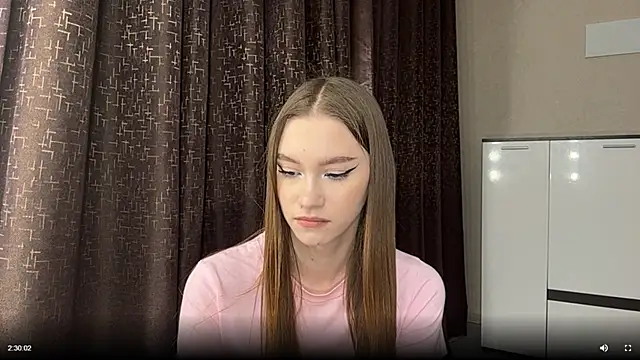 NuDonzze webcam