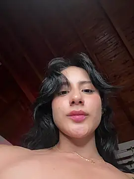 Ale_Lewis webcam
