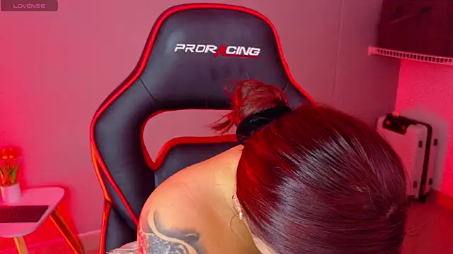 samantha_tattu live sex cam