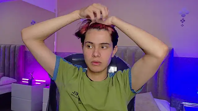 Derek_Sinn webcam