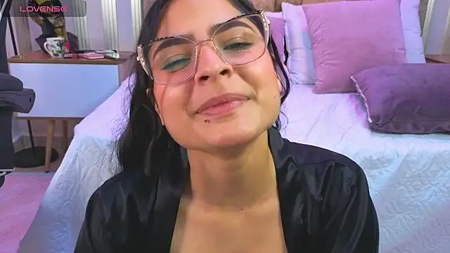 ariel__bennett webcam