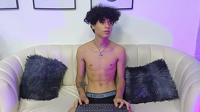 FelimWhite webcam