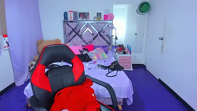 Luna_Analya webcam
