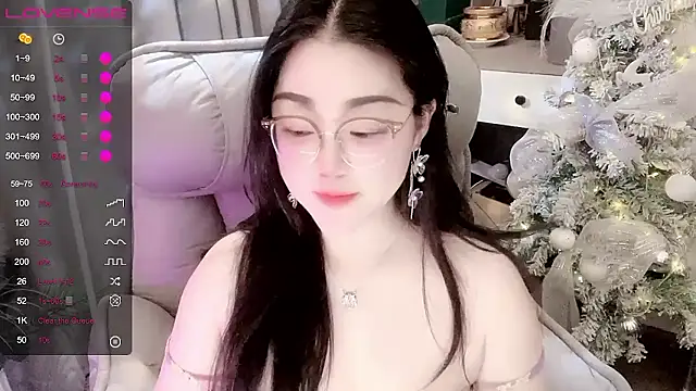 Monica-666888- webcam