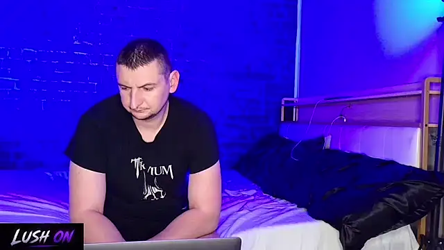 cutecouplereal - CuteCoupleReal's free webcam - UK Sex Cams