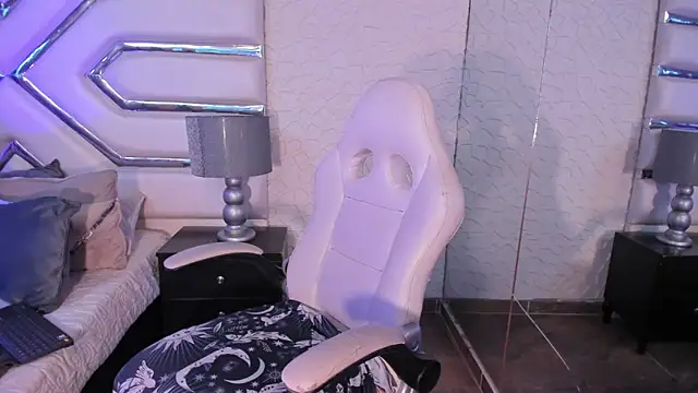 MeganPresleyy webcam