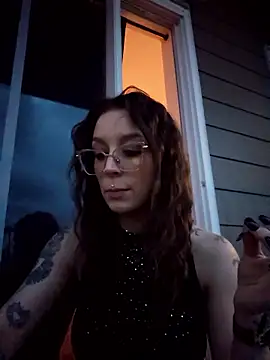 LilyOrion webcam