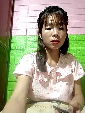 AmyLinee01 webcam