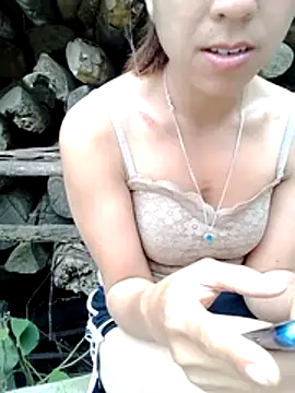 Zara-Lina webcam