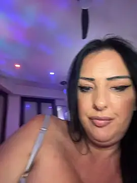 TiffanyRoxx webcam