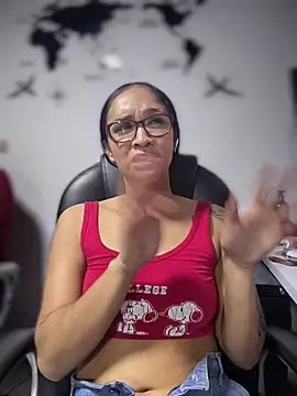 Isabella-Teen webcam